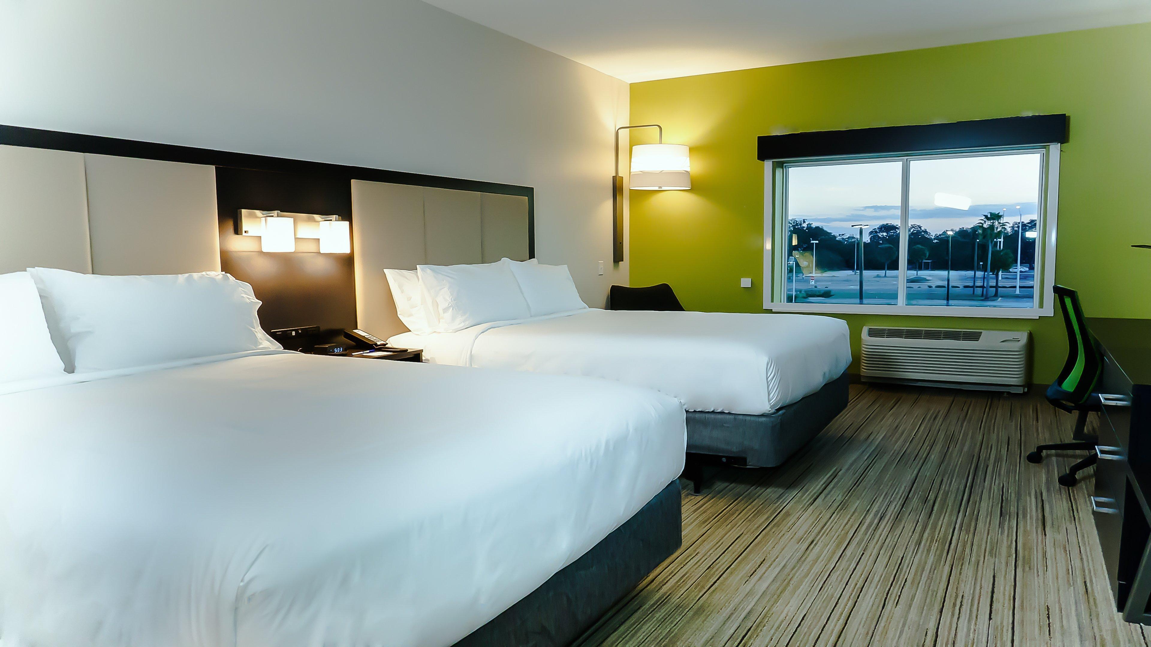 Holiday Inn Express & Suites - Tampa East - Ybor City By Ihg Exterior foto