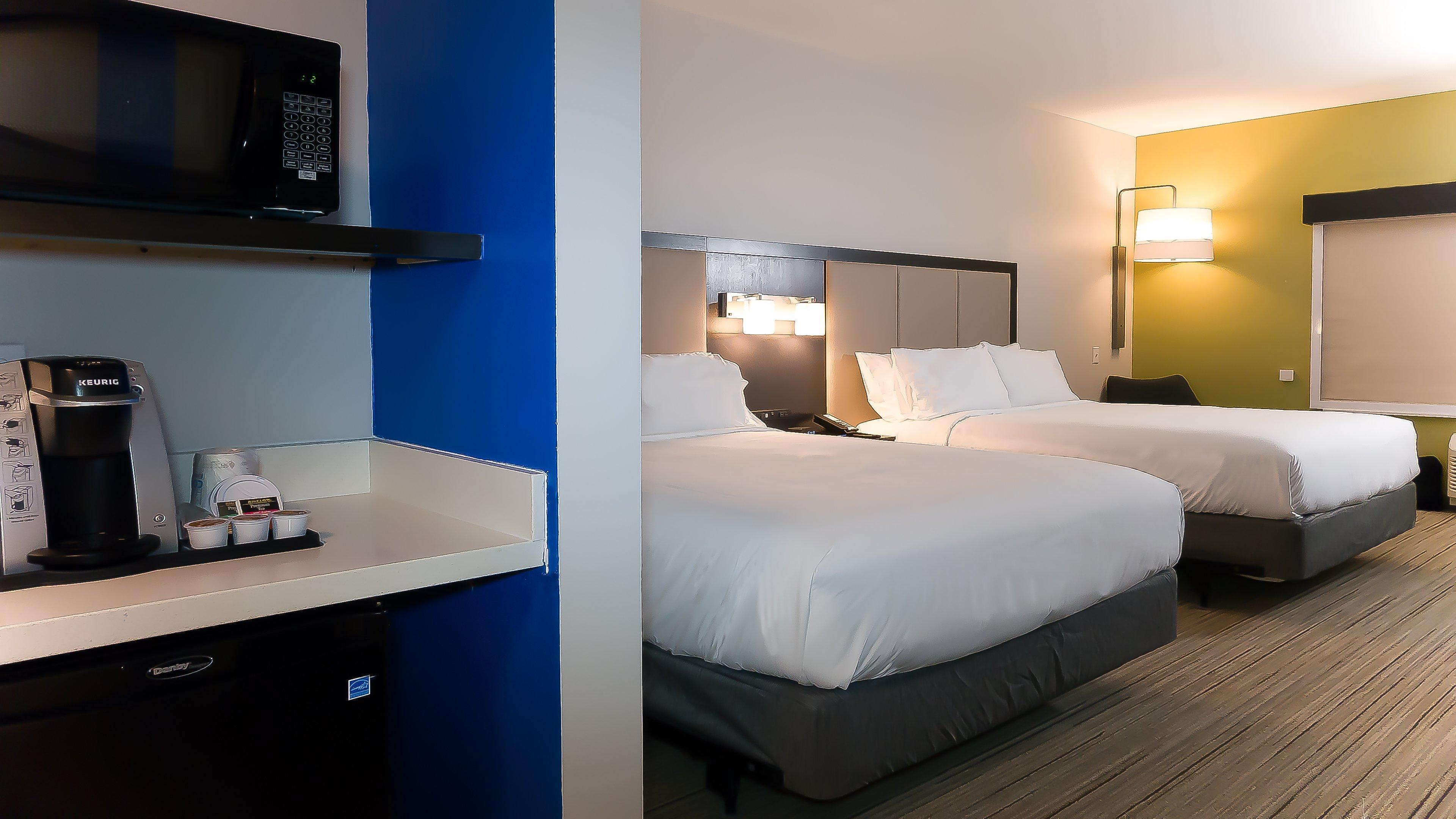 Holiday Inn Express & Suites - Tampa East - Ybor City By Ihg Exterior foto