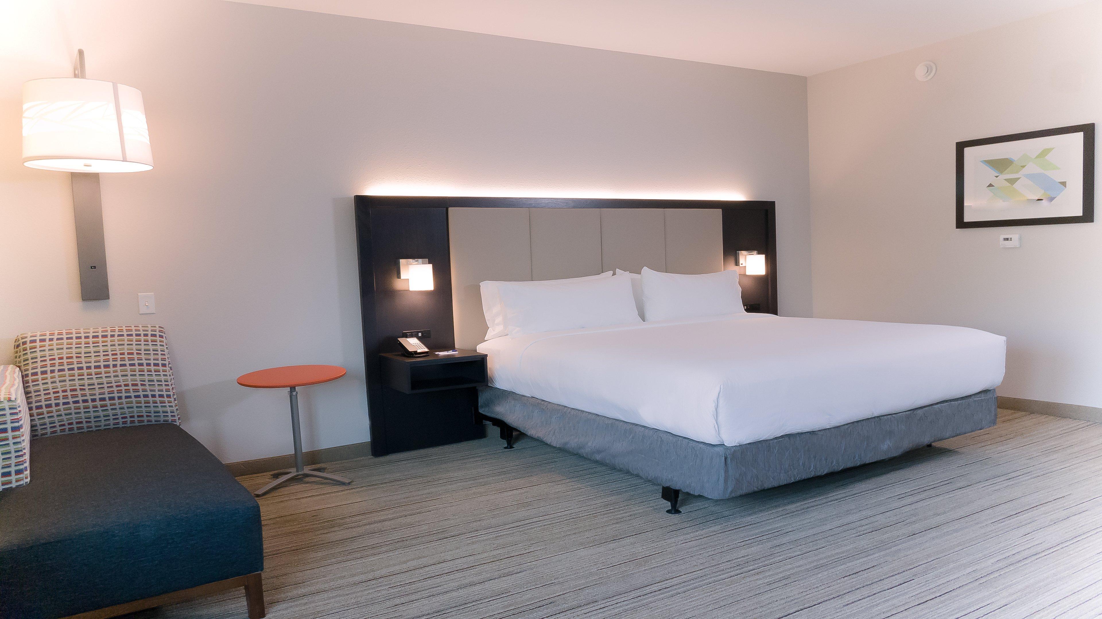 Holiday Inn Express & Suites - Tampa East - Ybor City By Ihg Exterior foto