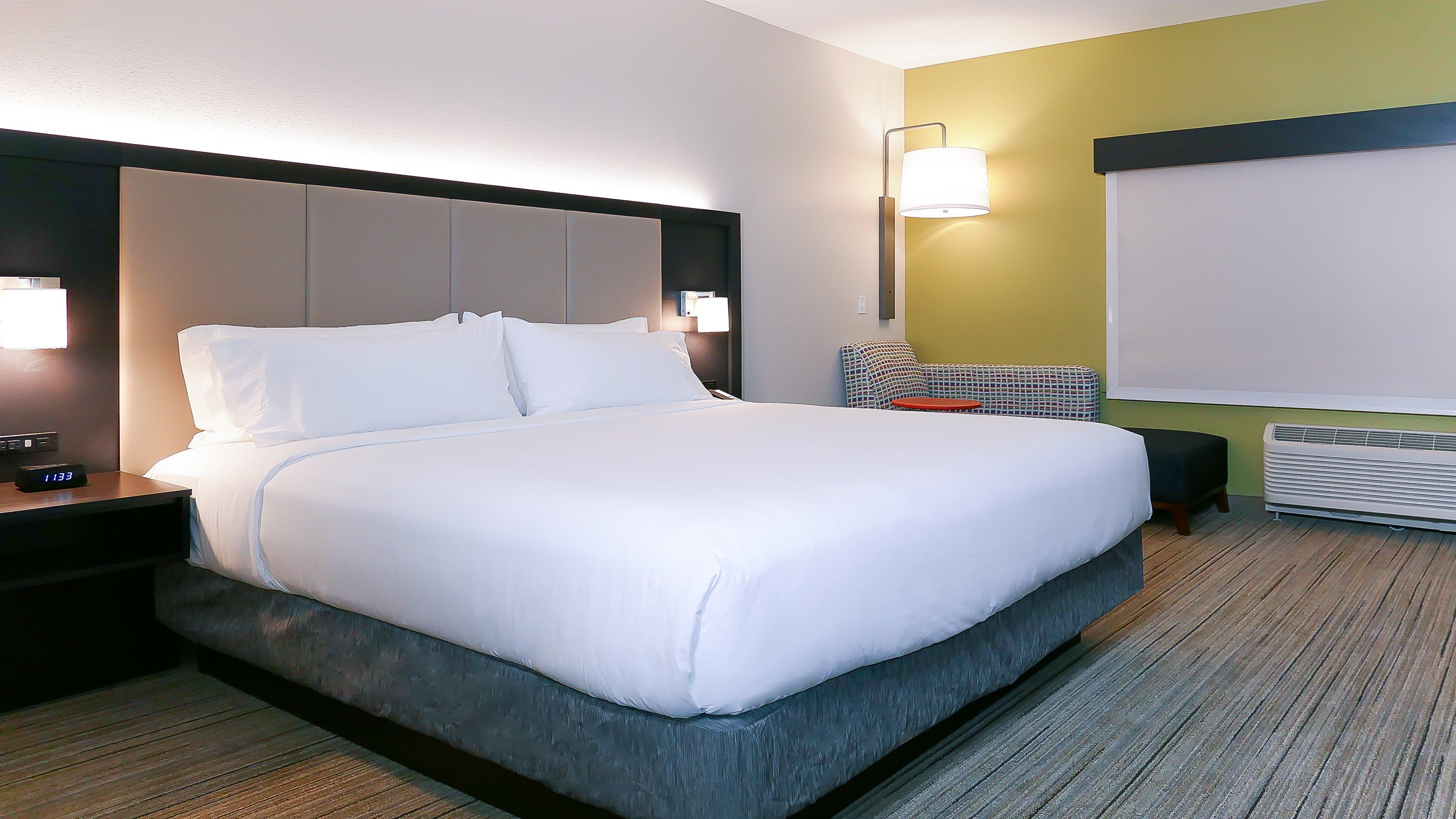 Holiday Inn Express & Suites - Tampa East - Ybor City By Ihg Exterior foto
